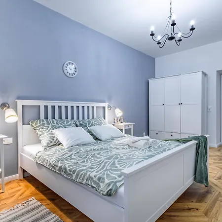 Adm Modern Old Town Gem - Tv, Coffee * Bratislava