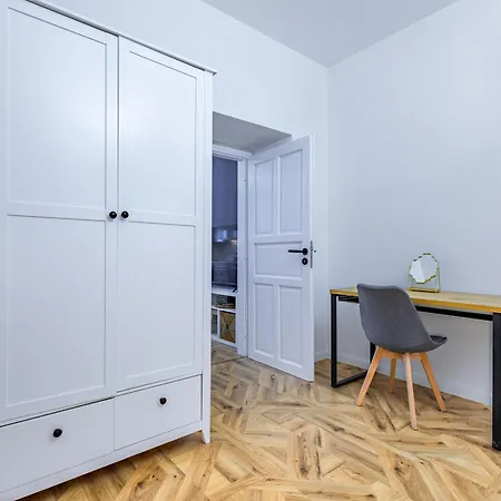 Appartamento Adm Modern Old Town Gem - Tv, Coffee Bratislava